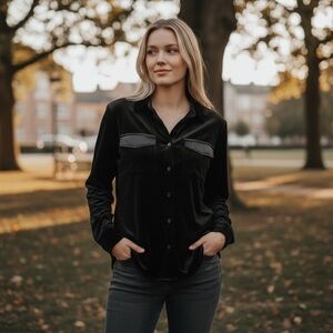 Cable & Gauge Black Velour Button Up